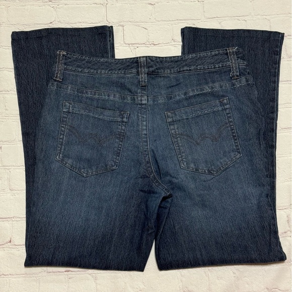 LIZ CLAIBORNE JEANS “AUDRA” bootcut fit women’s dark wash denim pants Sz 12 EUC - Picture 11 of 16